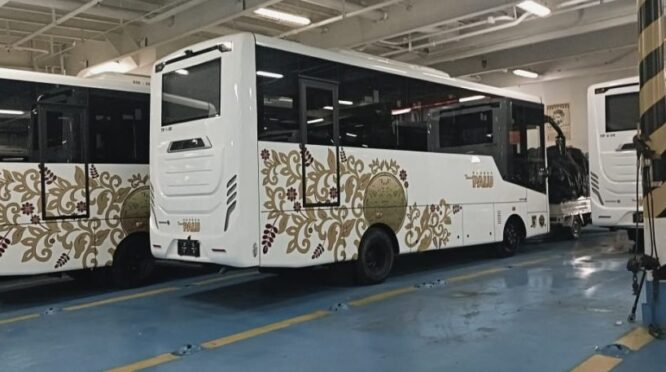 Bus Trans Palu Dihentikan