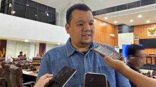 Kabel Internet Bahayakan Warga Palu